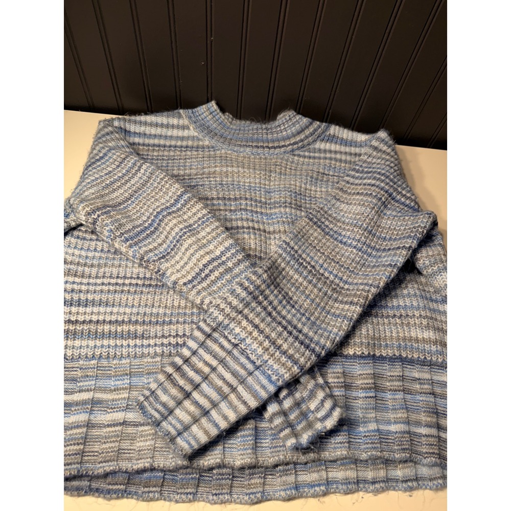 American eagle oversized crop sweater